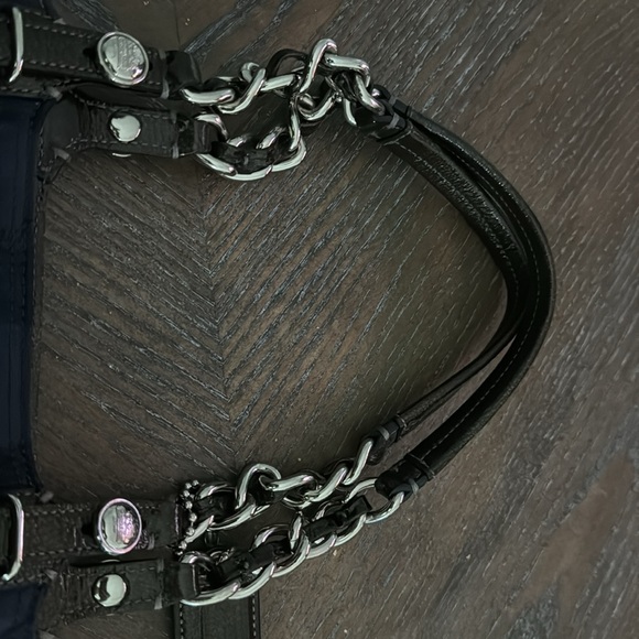 Coach - Picture 2 of 5